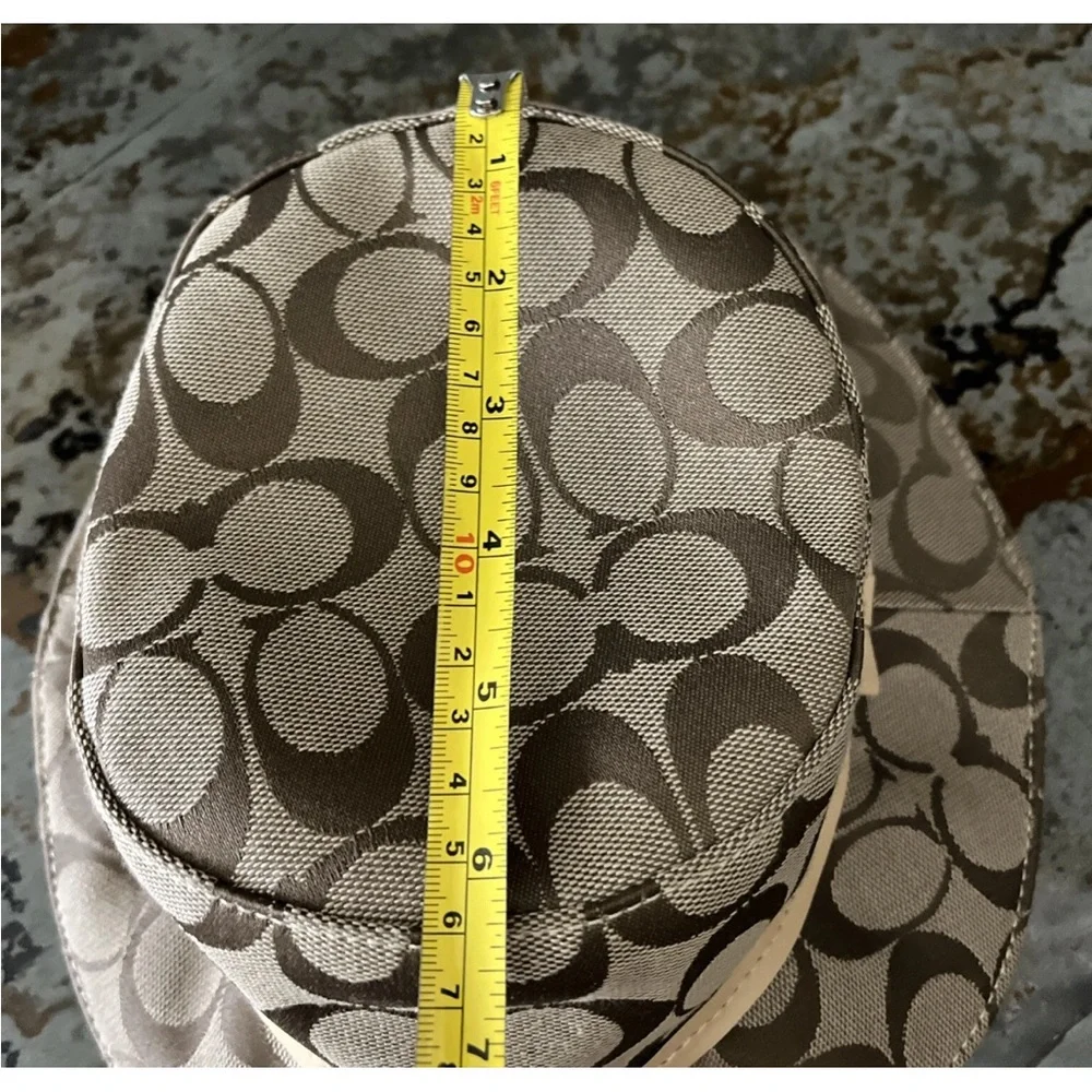 Signature Patterned Bucket Hat - Picture 6 of 12